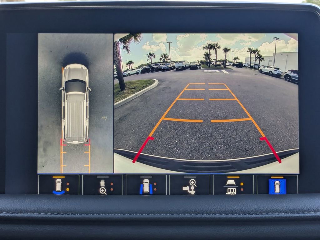 Certified 2022 Chevrolet Tahoe LT w/ LT Signature Plus Package AWD/4WD image 28