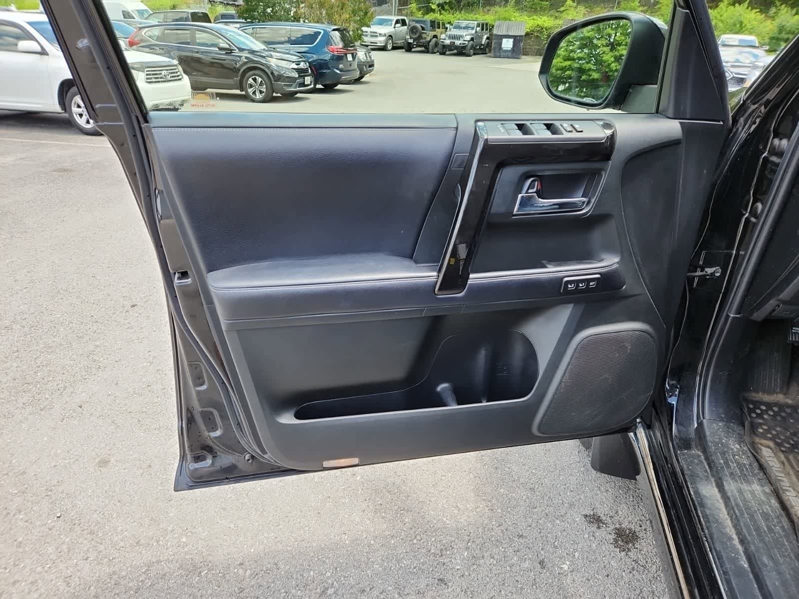 Used 2019 Toyota 4Runner Limited AWD/4WD image 16