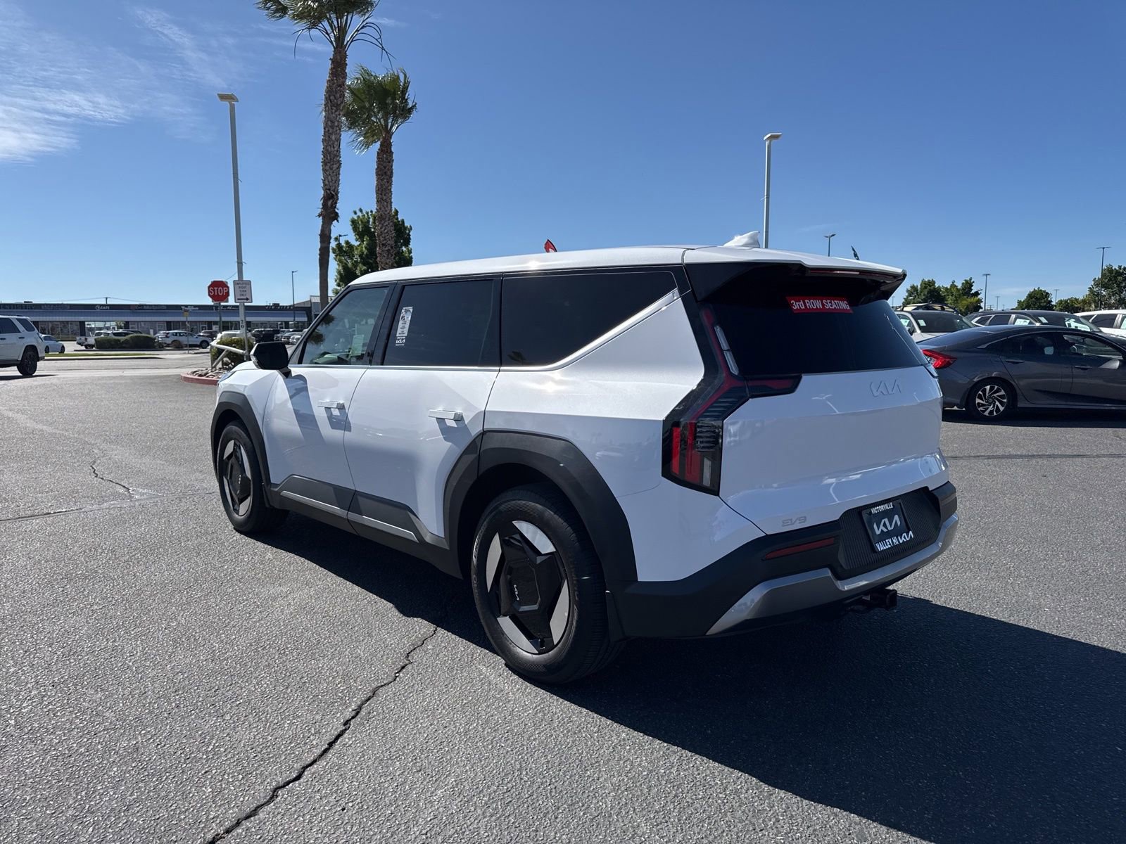 Used 2026 Kia EV9 Light image 8
