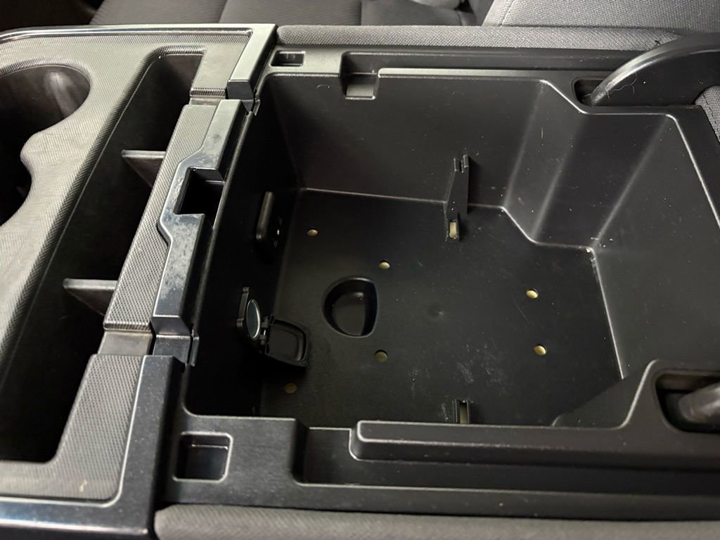 Used 2018 Chevrolet Silverado 1500 LT w/ All Star Edition image 35