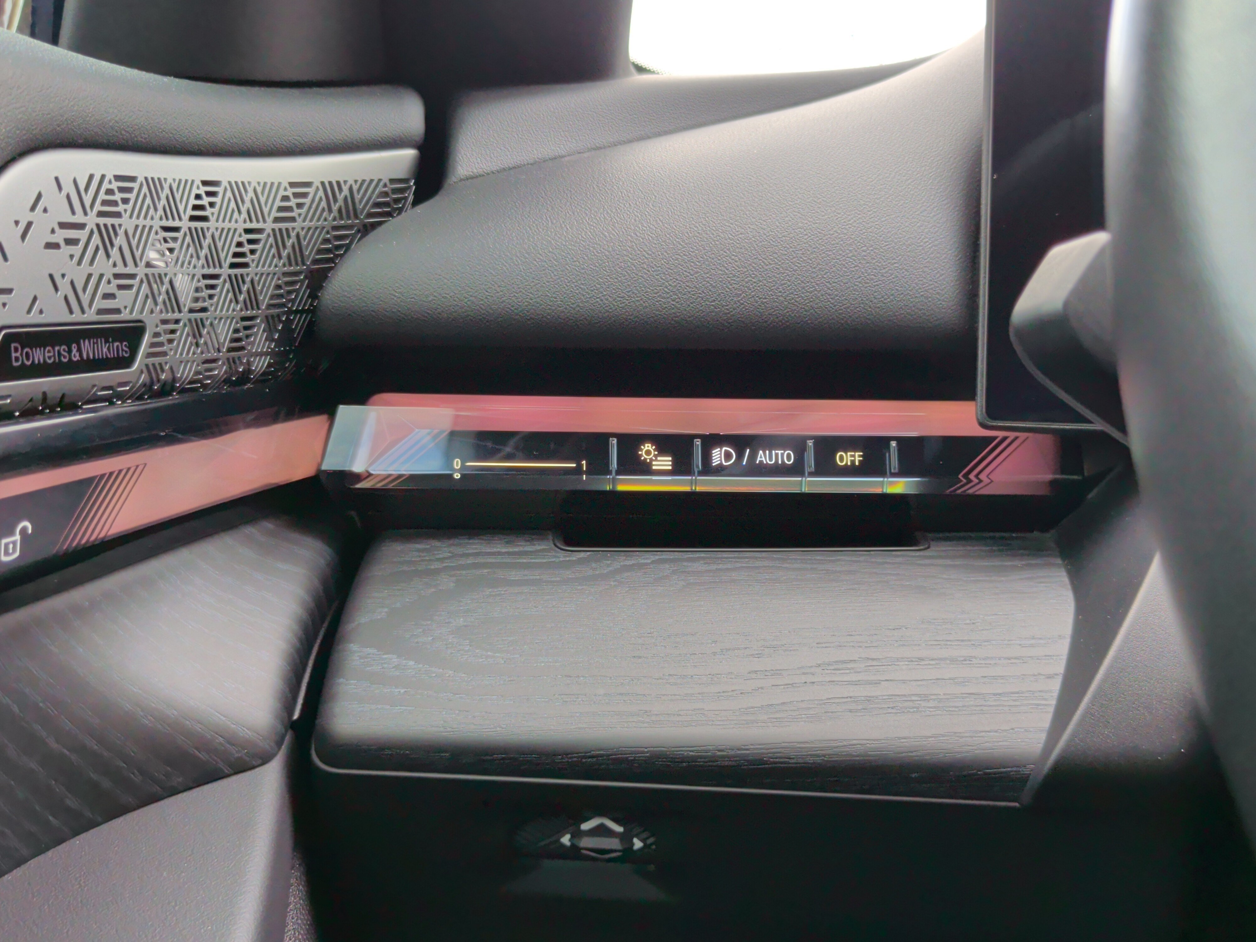 Used 2024 BMW i5 eDrive40i w/ M Sport Package RWD image 23