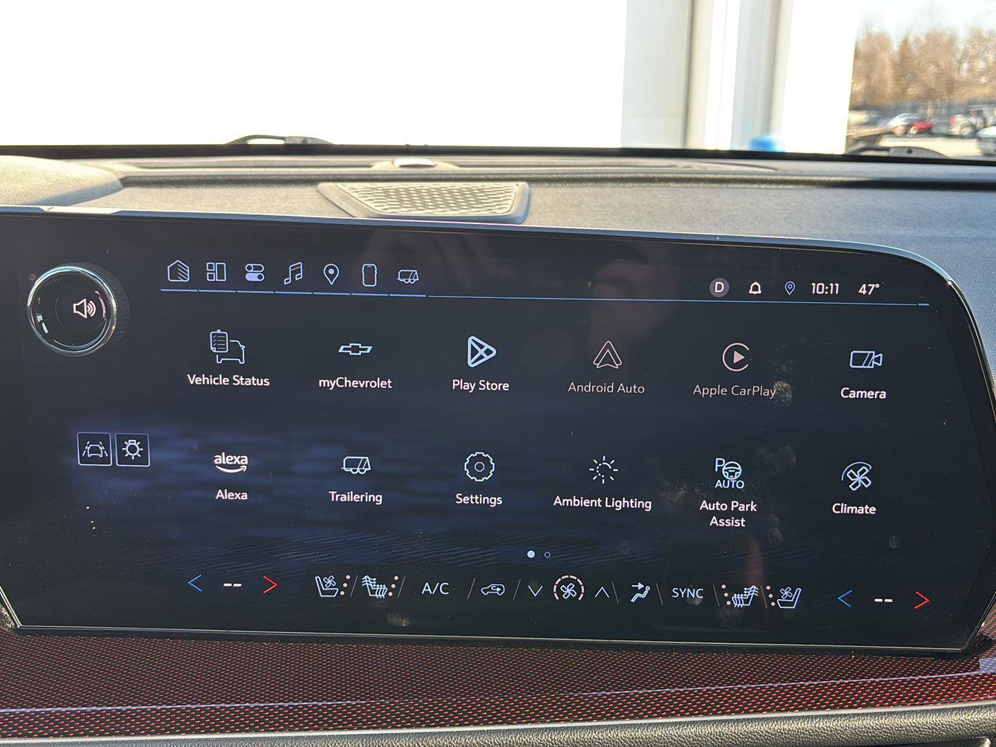 Used 2025 Chevrolet Traverse RS w/ LPO, Floor Liner Package image 29