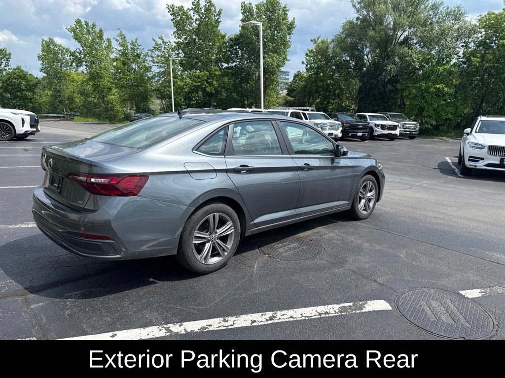 Used 2024 Volkswagen Jetta SE FWD image 6
