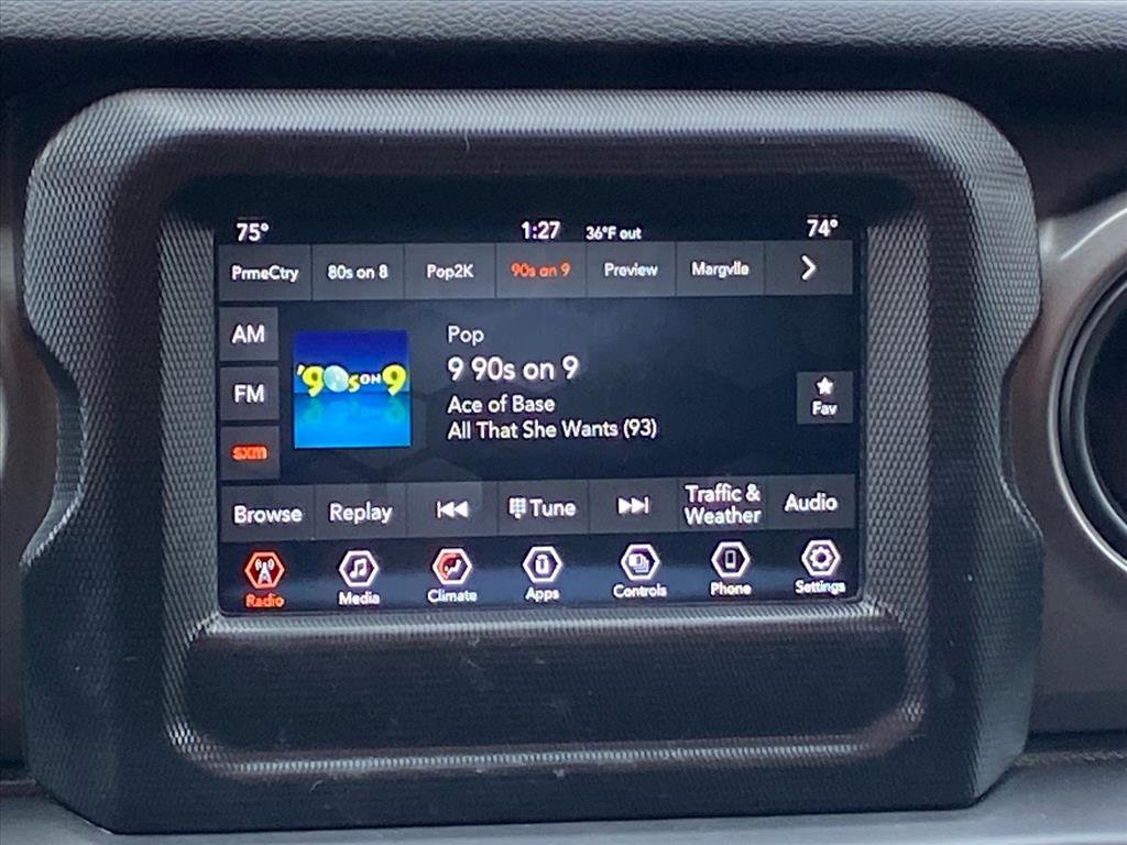 Used 2023 Jeep Wrangler Unlimited image 7