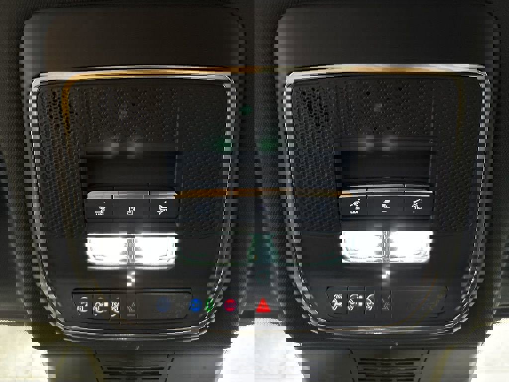 New 2026 Chevrolet Blazer EV RS image 17