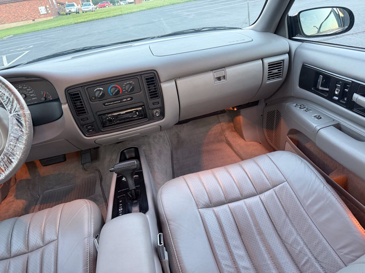 Used 1996 Chevrolet Impala SS RWD image 27