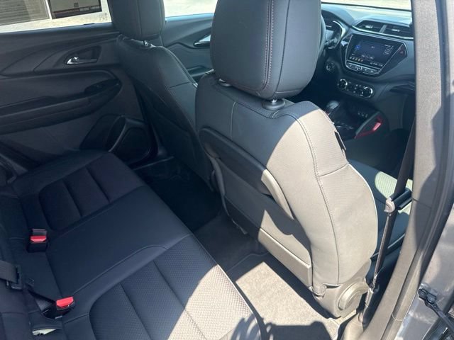Used 2023 Chevrolet TrailBlazer RS w/ Convenience Package AWD/4WD image 17