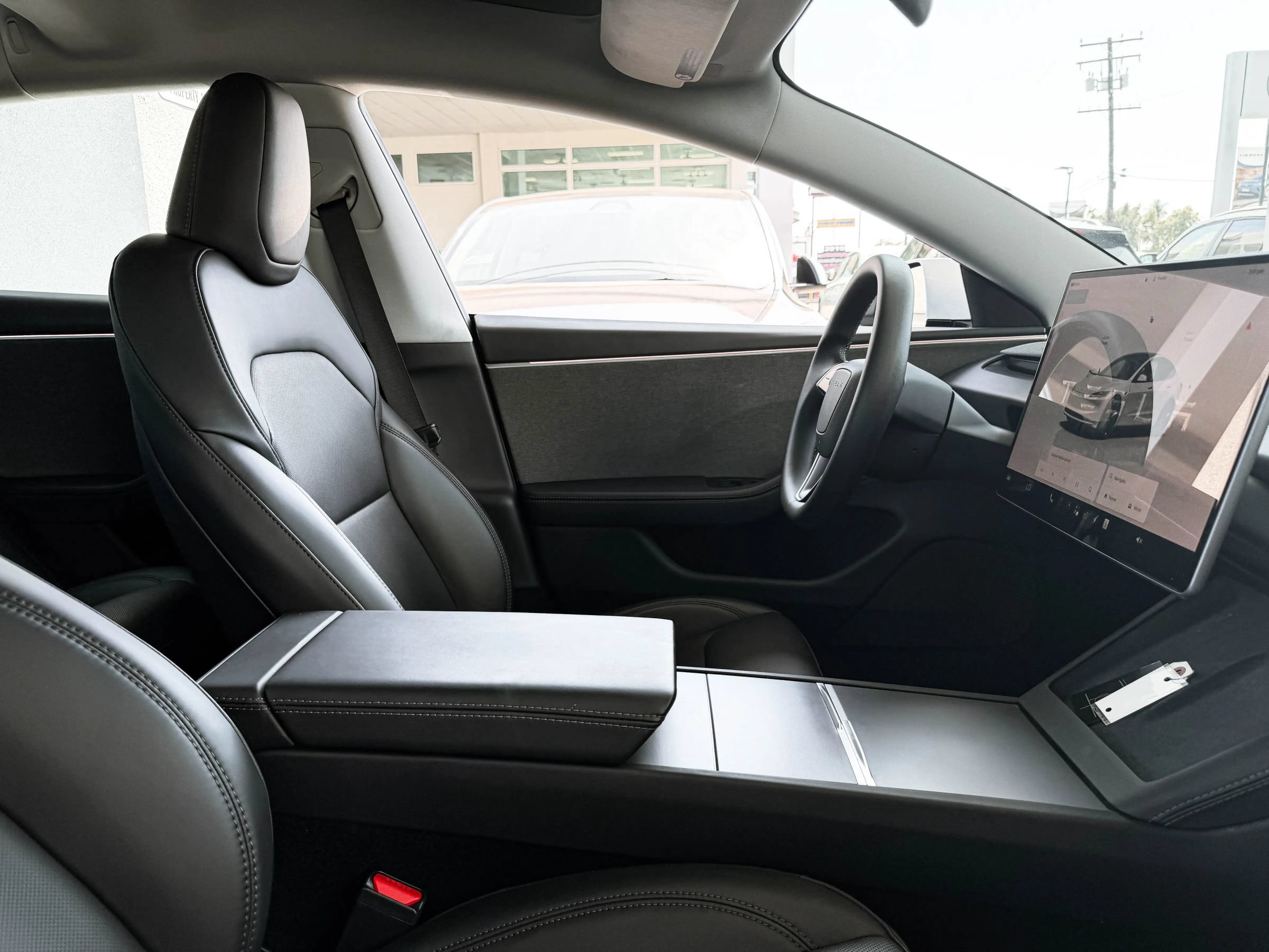 Used 2025 Tesla Model 3 Long Range RWD image 29