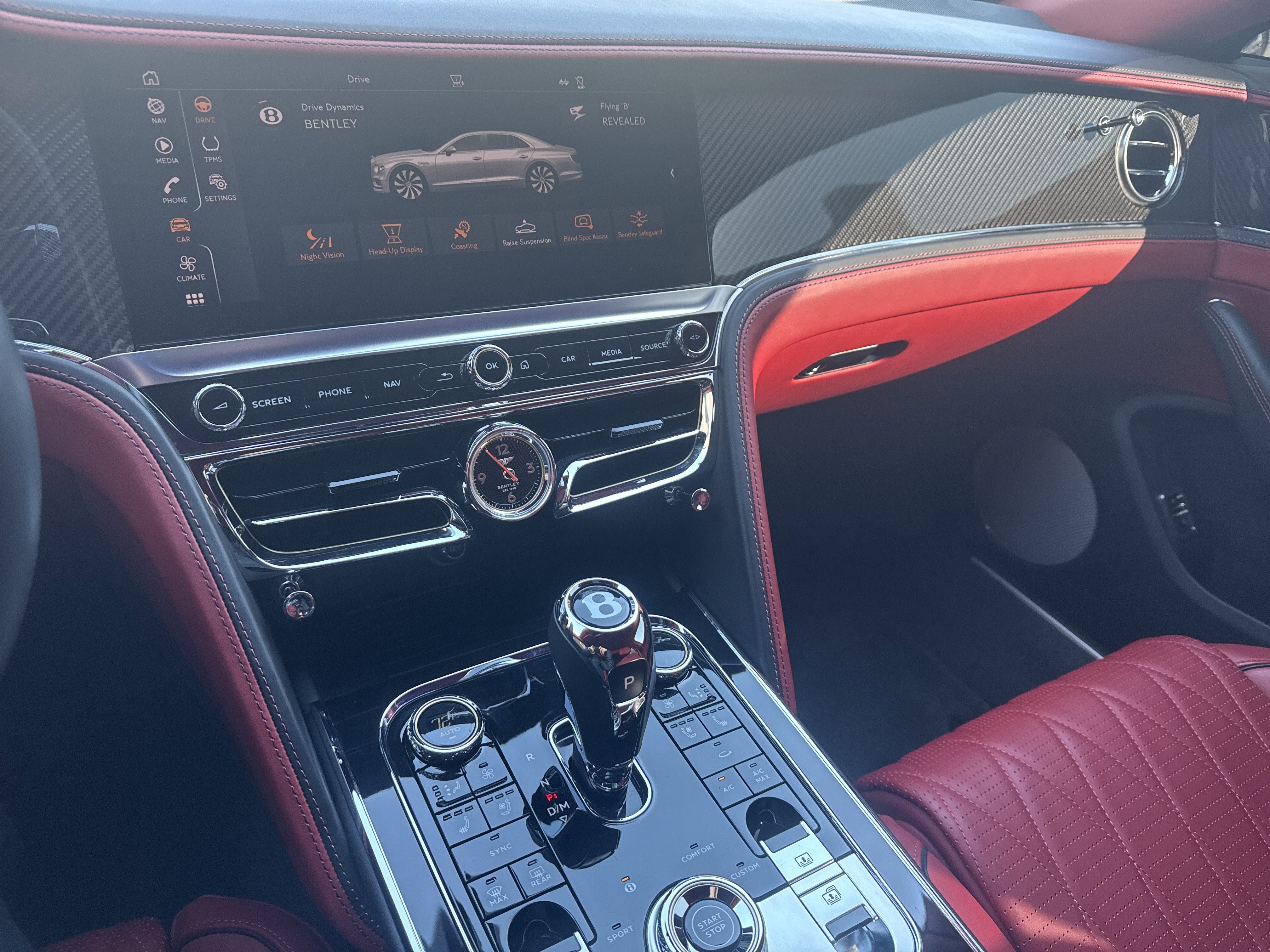 Used 2022 Bentley Flying Spur Plug-In Hybrid image 17