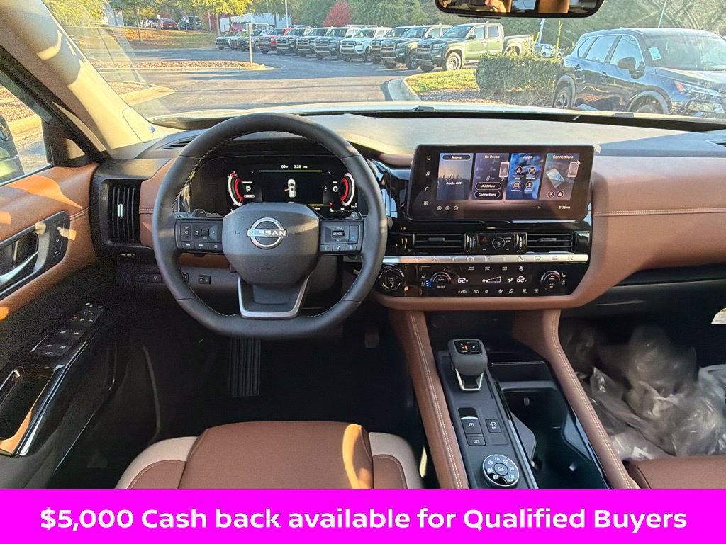 New 2026 Nissan Pathfinder Platinum AWD/4WD image 9