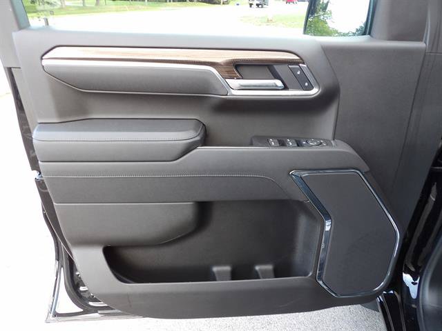 Certified 2025 Chevrolet Silverado 1500 LT AWD/4WD image 11