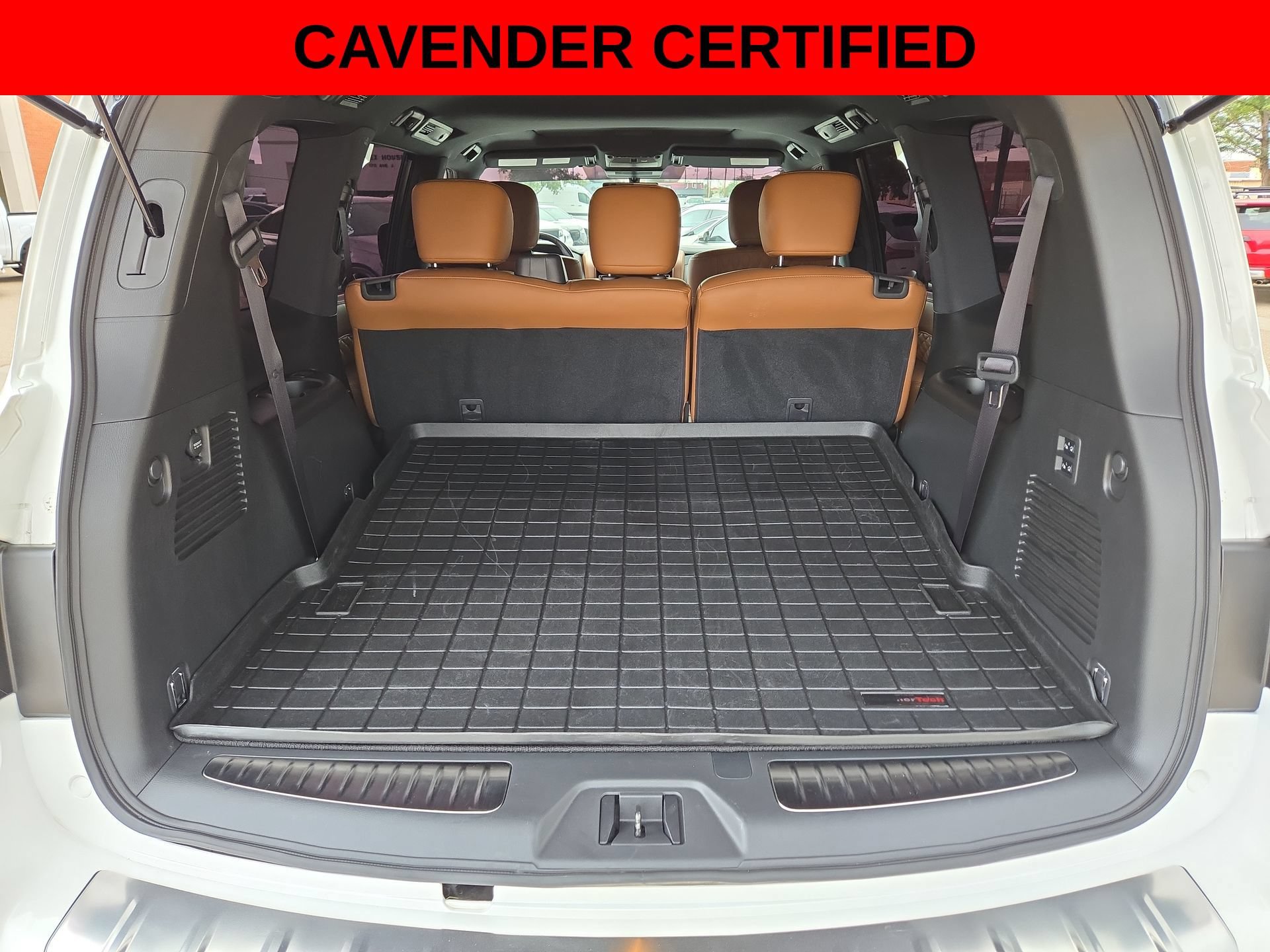 Used 2024 INFINITI QX80 Sensory w/ Cargo Package AWD/4WD image 12
