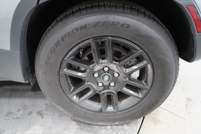 Used 2024 Land Rover Defender 110 S image 45