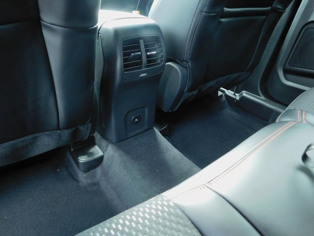 New 2026 Ford Escape ST-Line w/ Cold Weather Package image 19