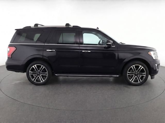 Used 2021 Ford Expedition Limited AWD/4WD image 2