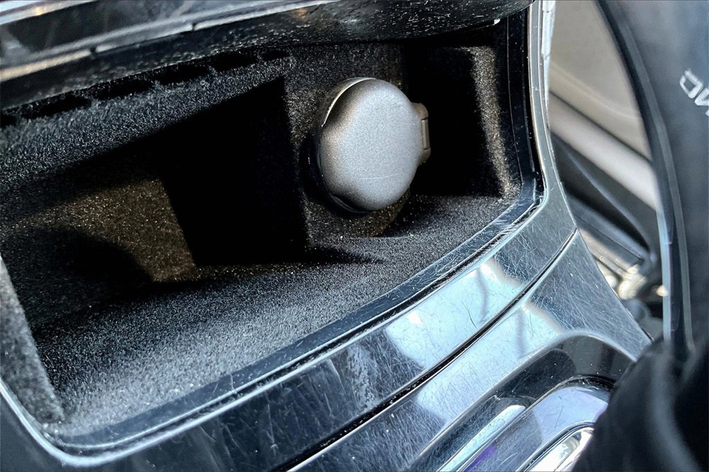 Used 2014 Cadillac CTS V image 32