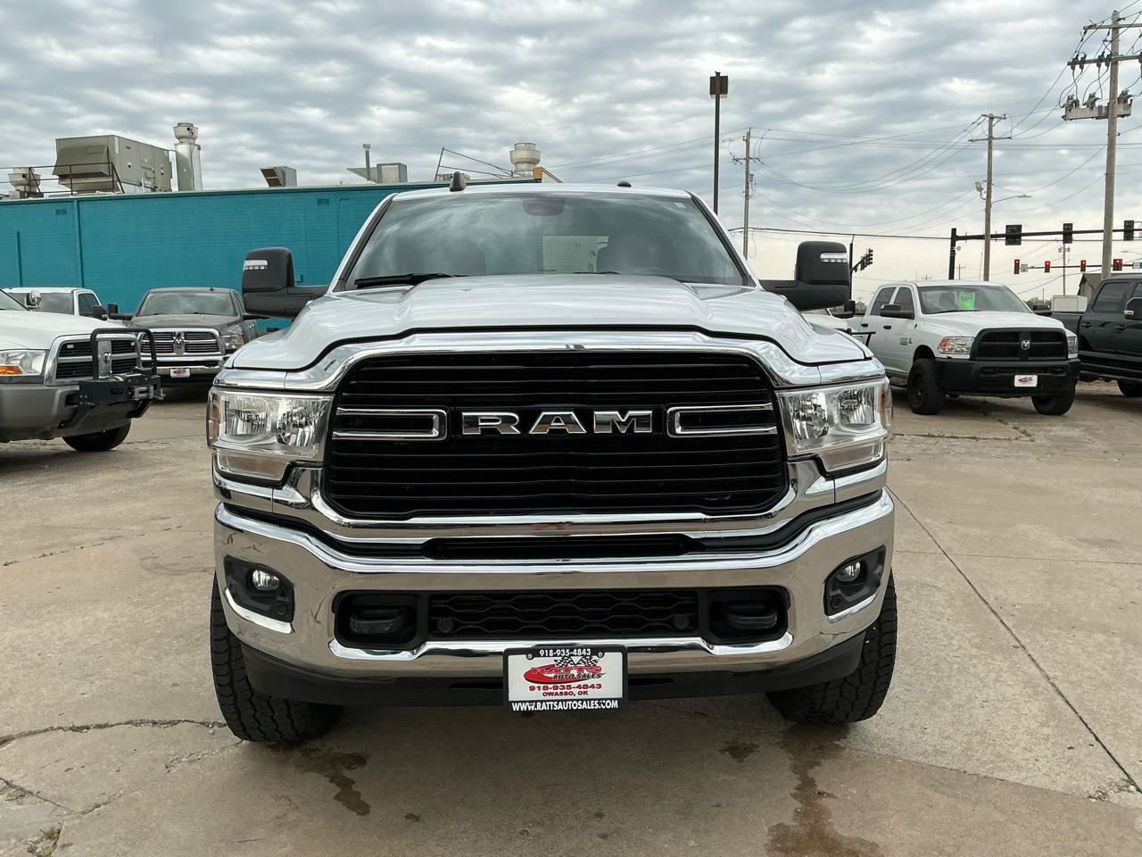 Used 2024 RAM 2500 Big Horn w/ Off Road Package AWD/4WD image 3