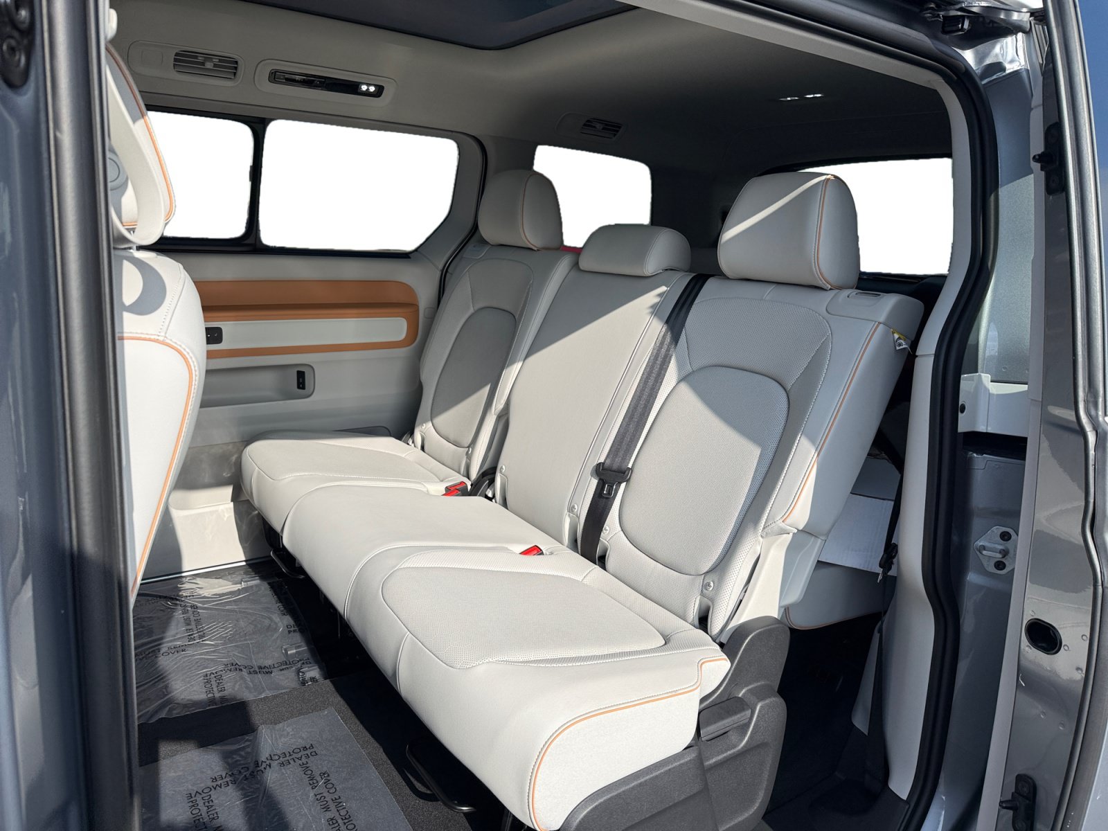 Certified 2025 Volkswagen ID. Buzz 1st Edition RWD image 16
