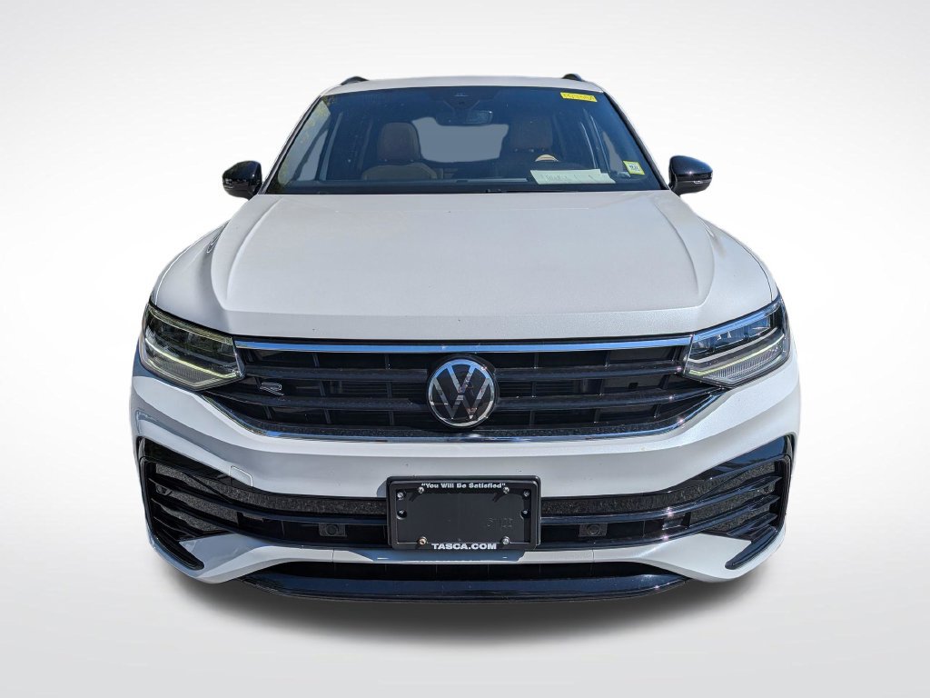 Used 2023 Volkswagen Tiguan SE R-Line AWD/4WD image 9