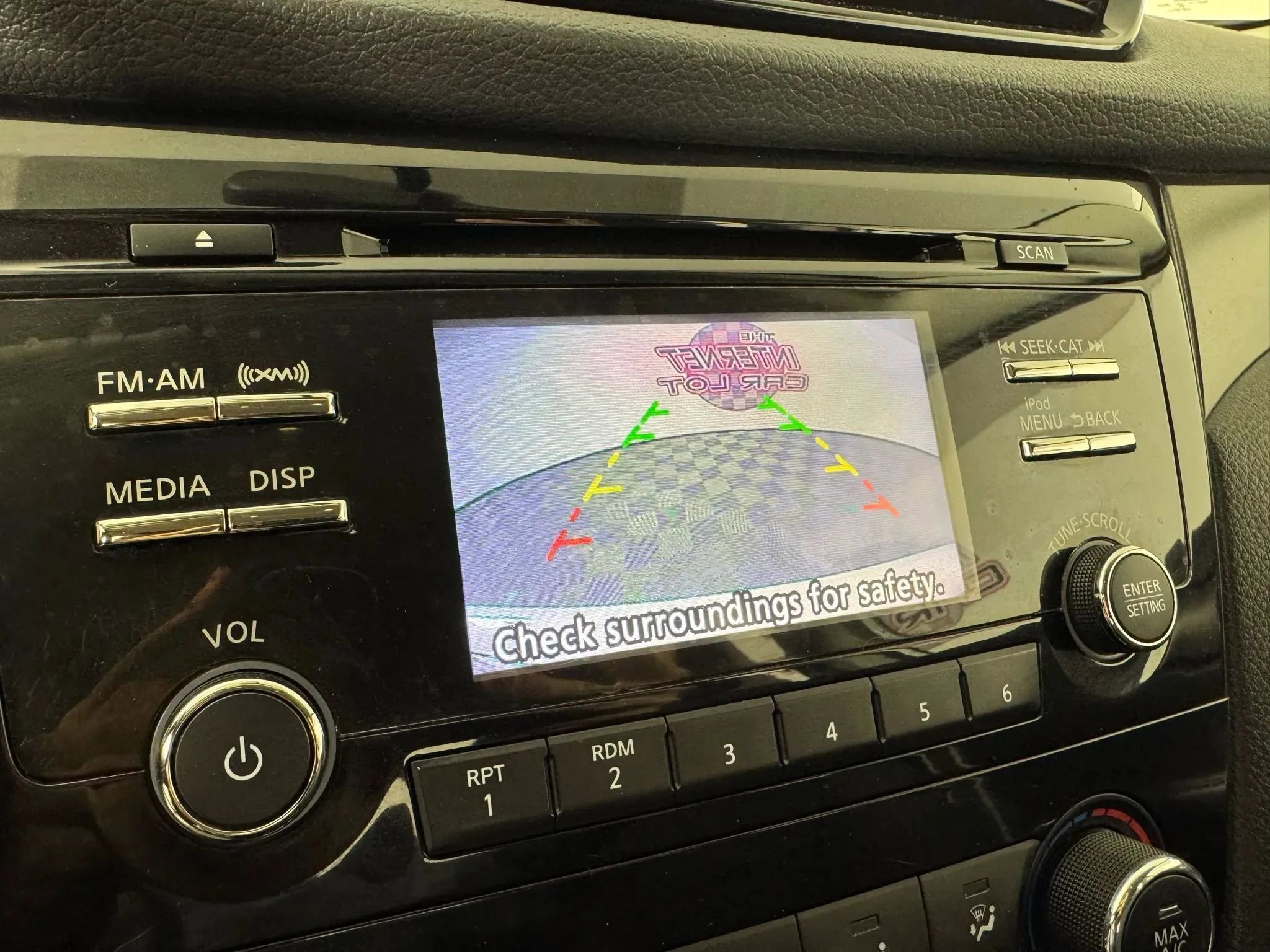 Used 2018 Nissan Rogue Sport S w/ S Appearance Package image 17