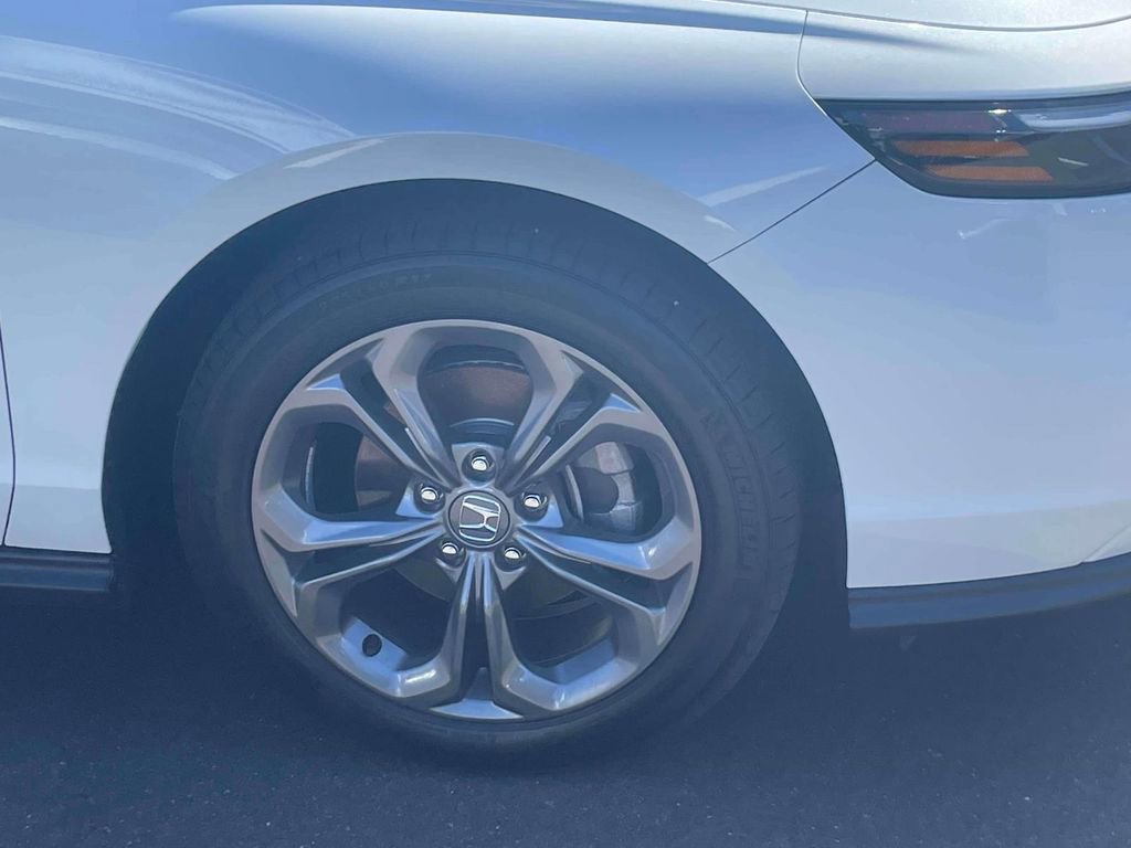 Certified 2024 Honda Accord EX image 7