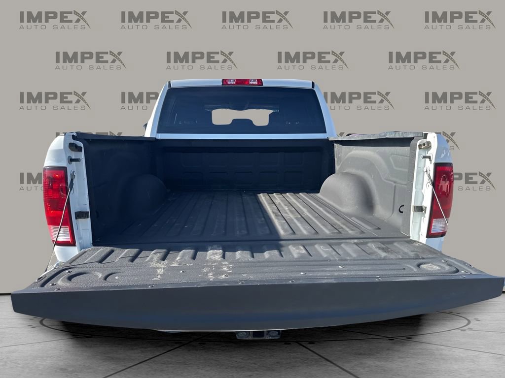 Used 2022 RAM 1500 Tradesman w/ Chrome Appearance Group image 25