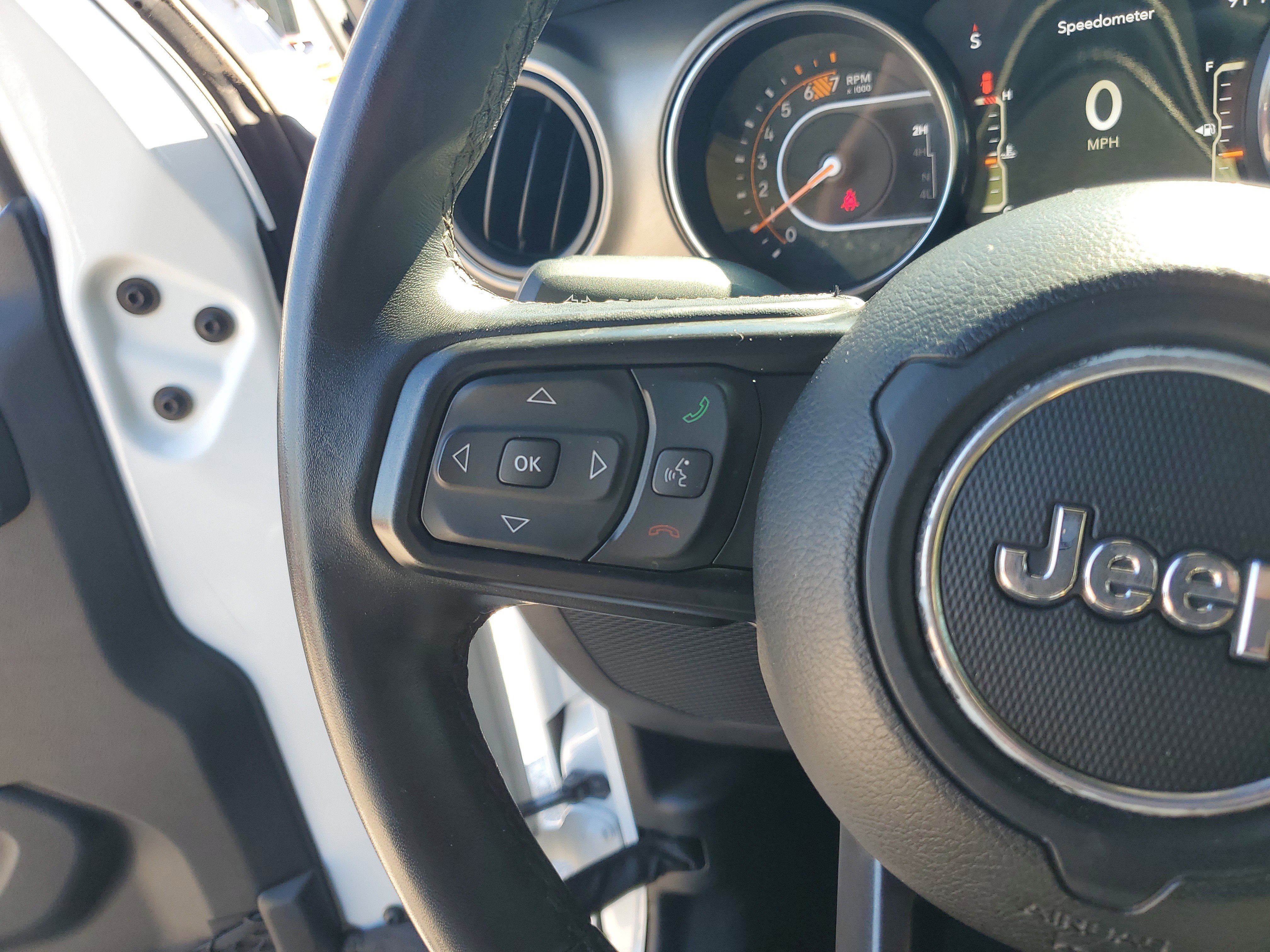 Used 2019 Jeep Wrangler Sport S image 15