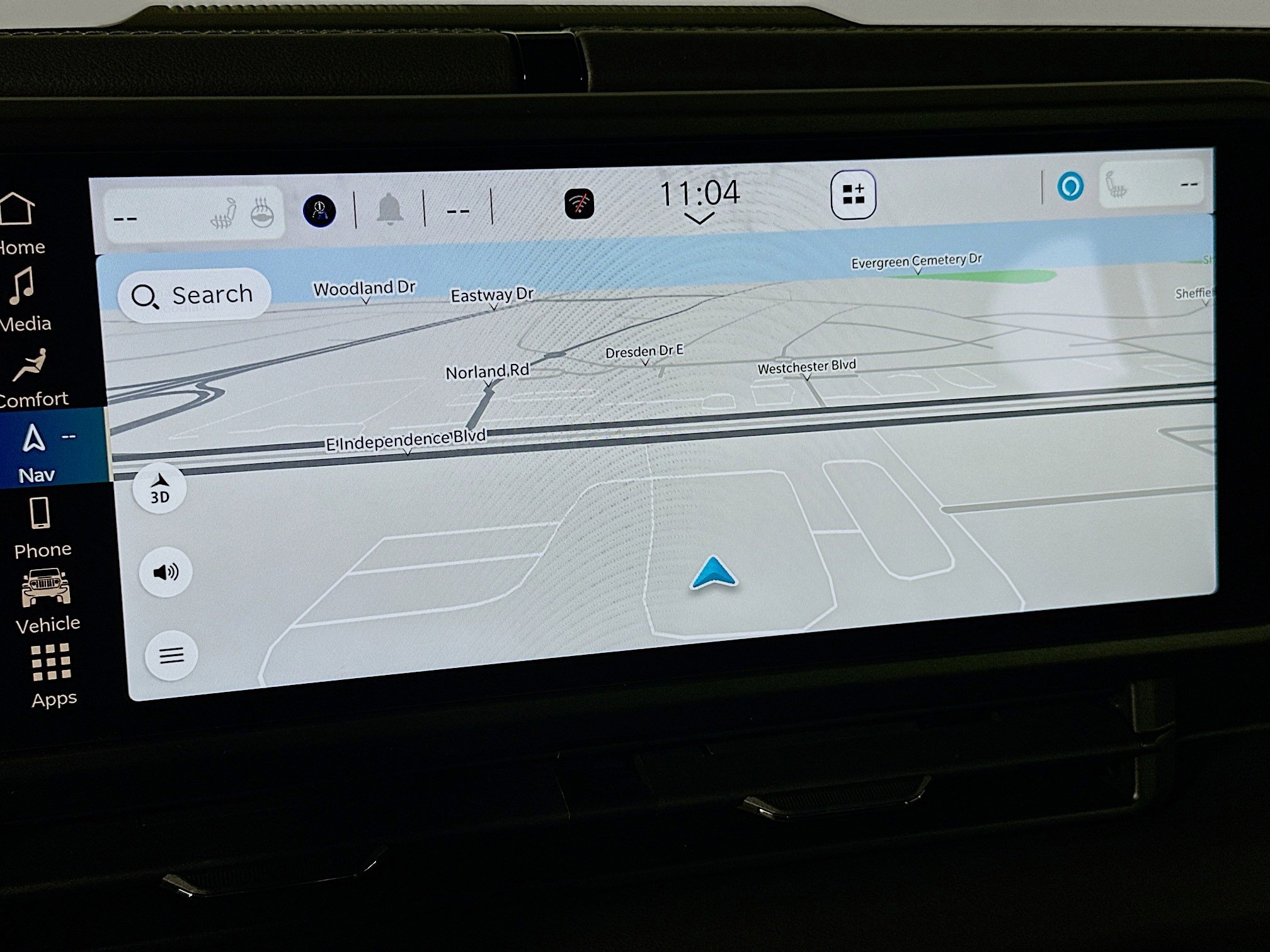 Used 2024 Jeep Wrangler Sahara w/ Technology Group image 22