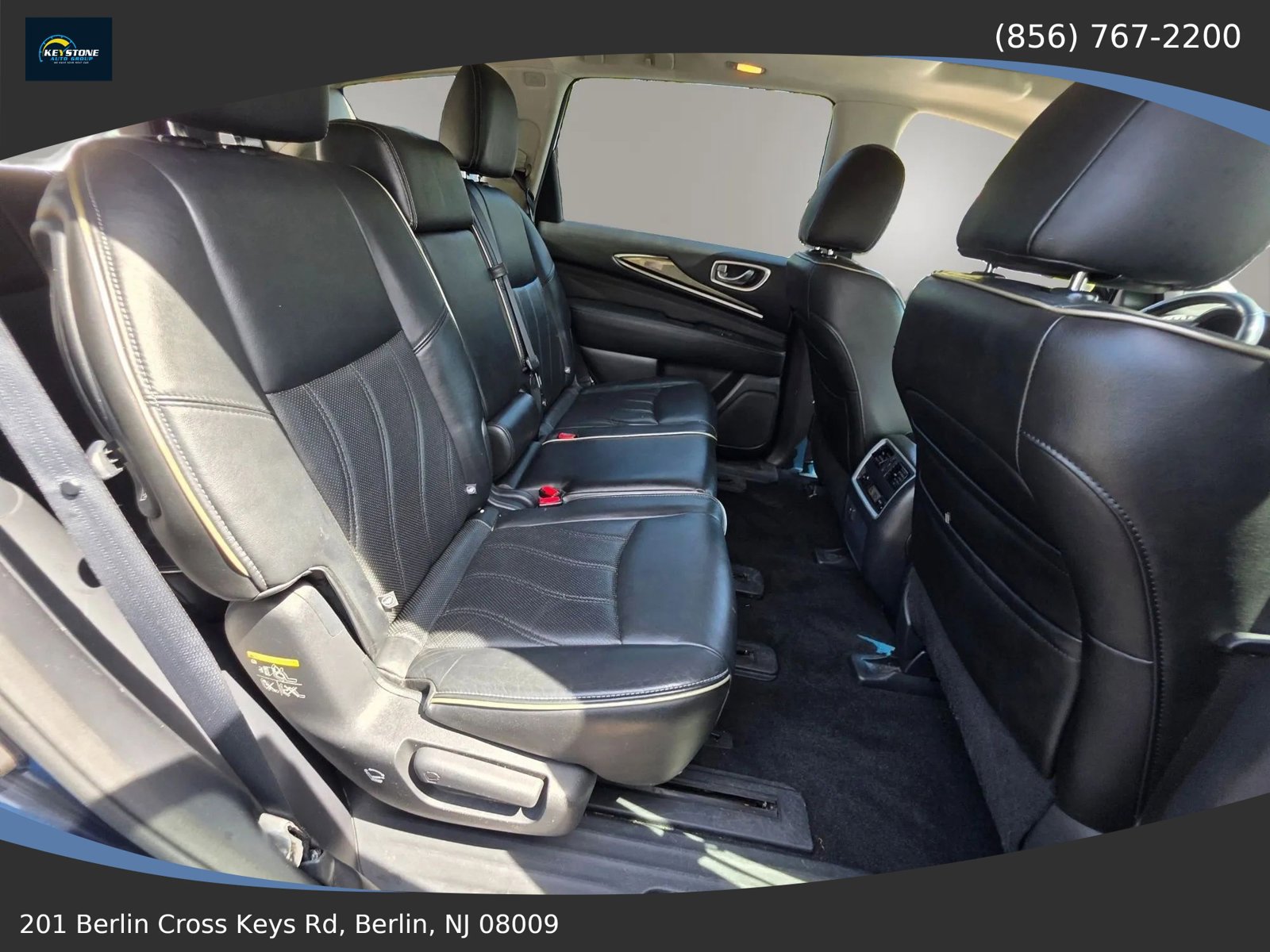 Used 2016 INFINITI QX60 Luxe w/ Premium Plus Package AWD/4WD image 31