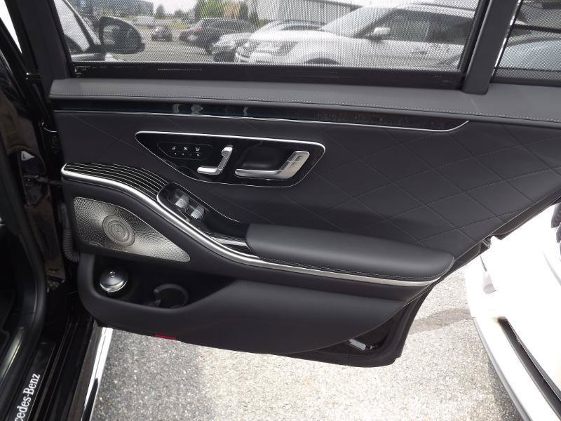 Used 2023 Mercedes-Benz S 580 4MATIC Sedan image 38