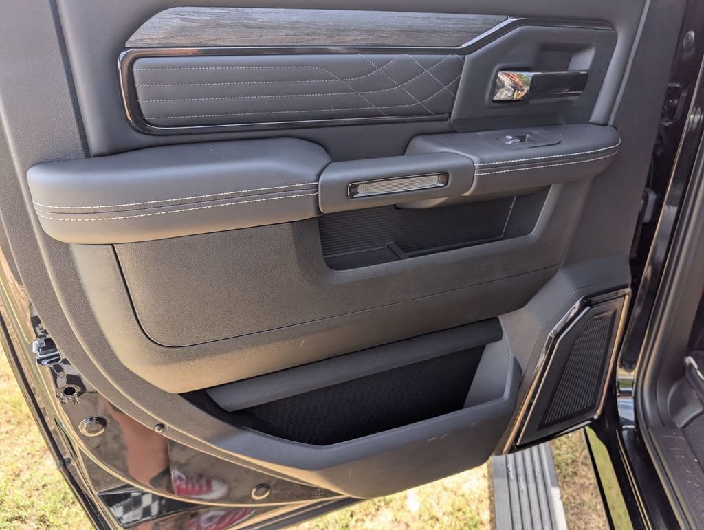 New 2026 RAM 2500 Limited AWD/4WD image 26