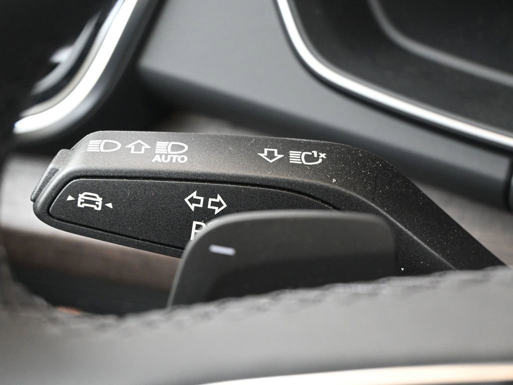 Certified 2025 Audi Q5 2.0T Premium Plus w/ Premium Plus Package image 29