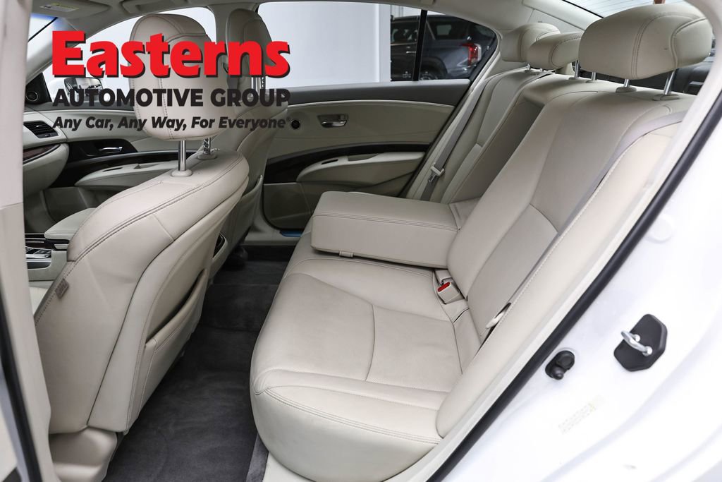 Used 2016 Acura RLX Sport Hybrid w/ Technology Pkg image 22