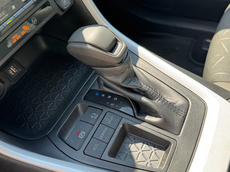 Certified 2023 Toyota RAV4 XLE image 19
