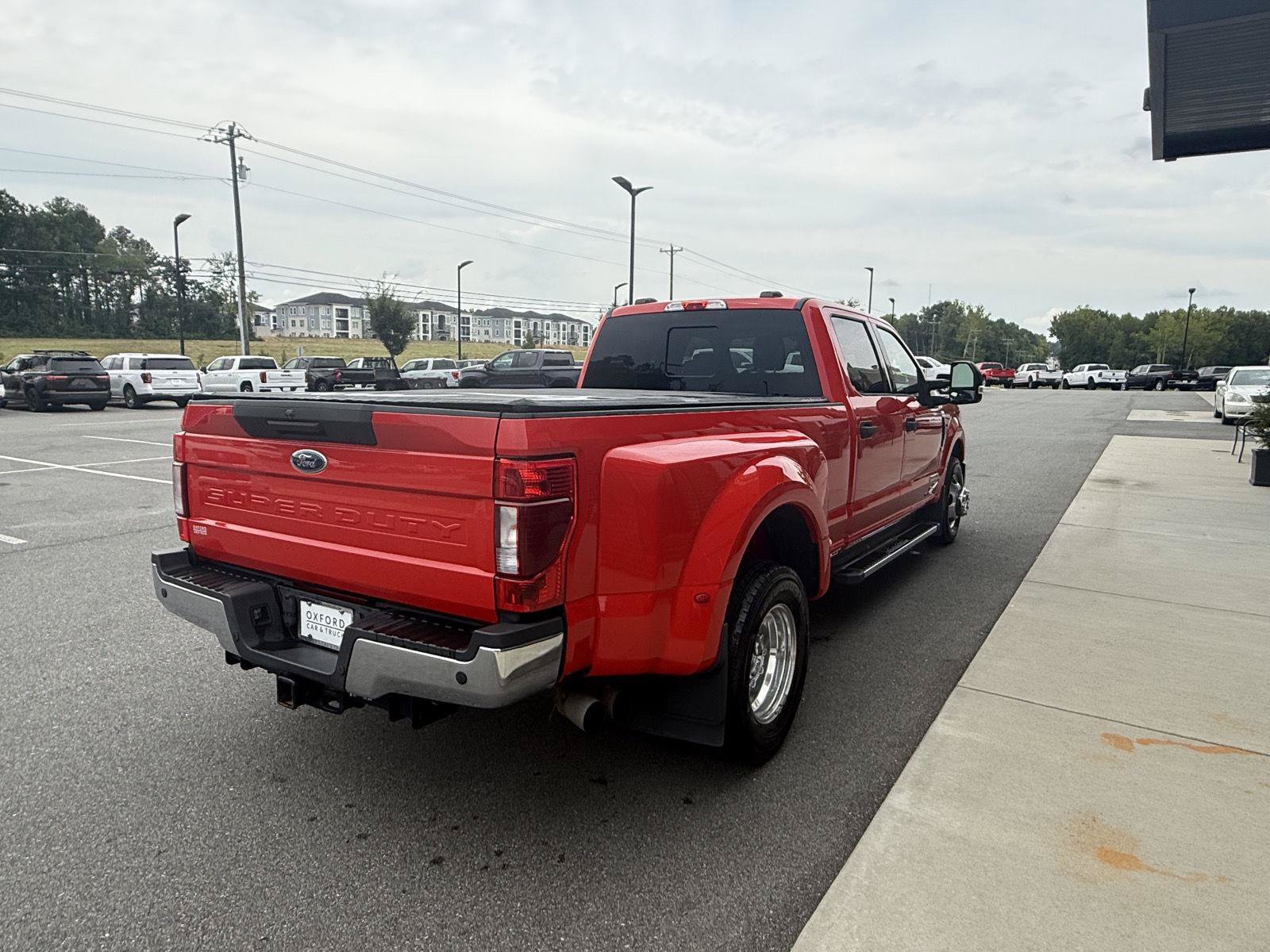 Used 2021 Ford F350 XLT w/ XLT Value Package RWD image 32