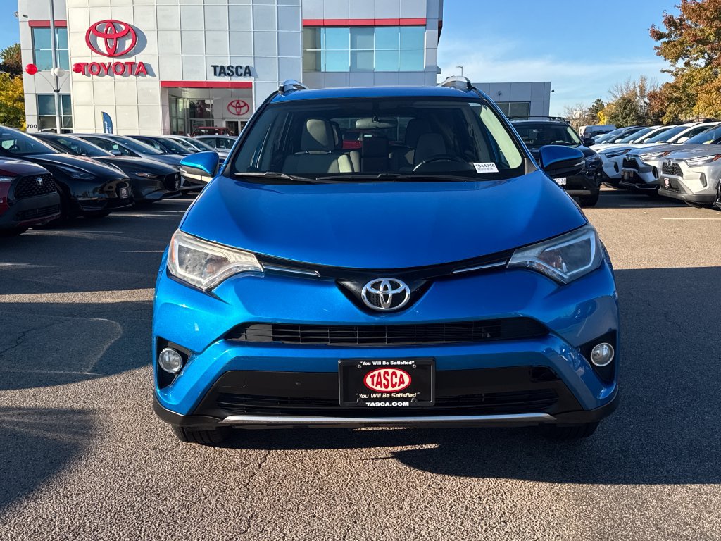 Used 2016 Toyota RAV4 XLE AWD/4WD image 2