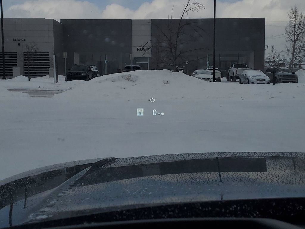 Used 2023 Land Rover Range Rover SE image 11