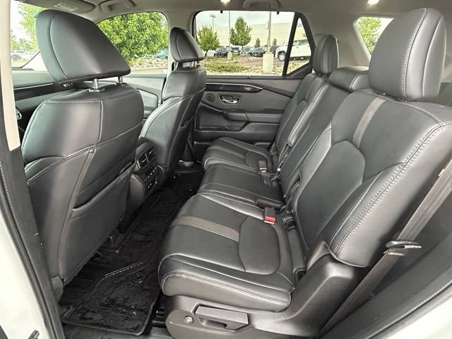 Used 2024 Honda Pilot Touring image 25