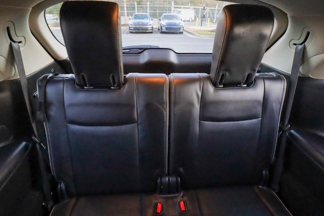 Used 2019 INFINITI QX60 Luxe w/ Essential Package image 45