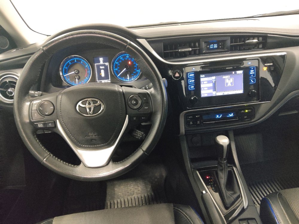 Used 2017 Toyota Corolla SE image 22