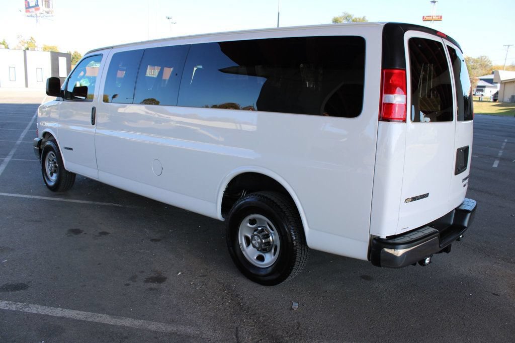 Used 2019 Chevrolet Express 3500 LT w/ LT Preferred Equipment Group RWD image 8