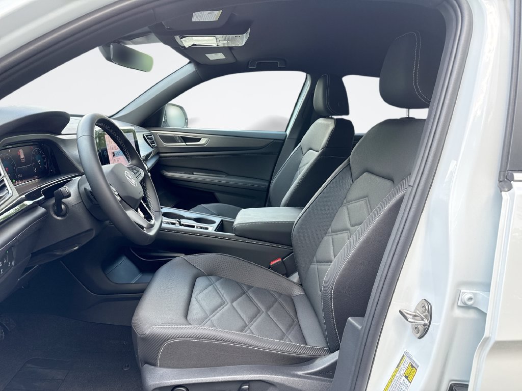 New 2026 Volkswagen Atlas Cross Sport SE AWD/4WD image 13