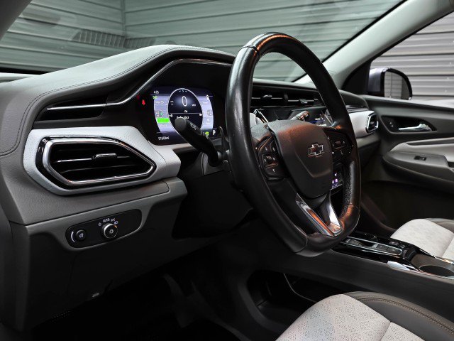 Used 2023 Chevrolet Bolt EUV Premier FWD image 11