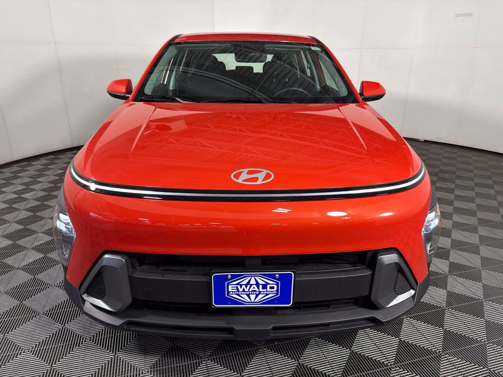 Used 2026 Hyundai Kona SE AWD/4WD image 3