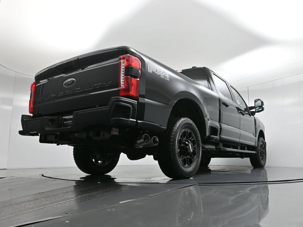 New 2026 Ford F250 Lariat w/ Black Appearance Package AWD/4WD image 48