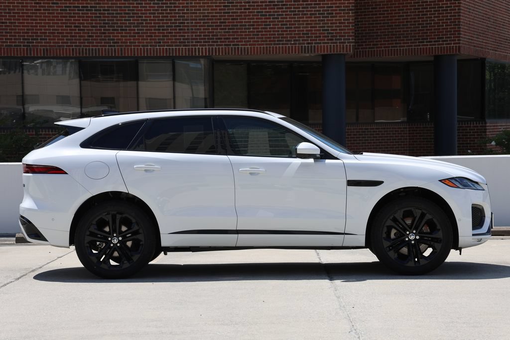 Certified 2026 Jaguar F-PACE R-Dynamic S AWD/4WD image 4