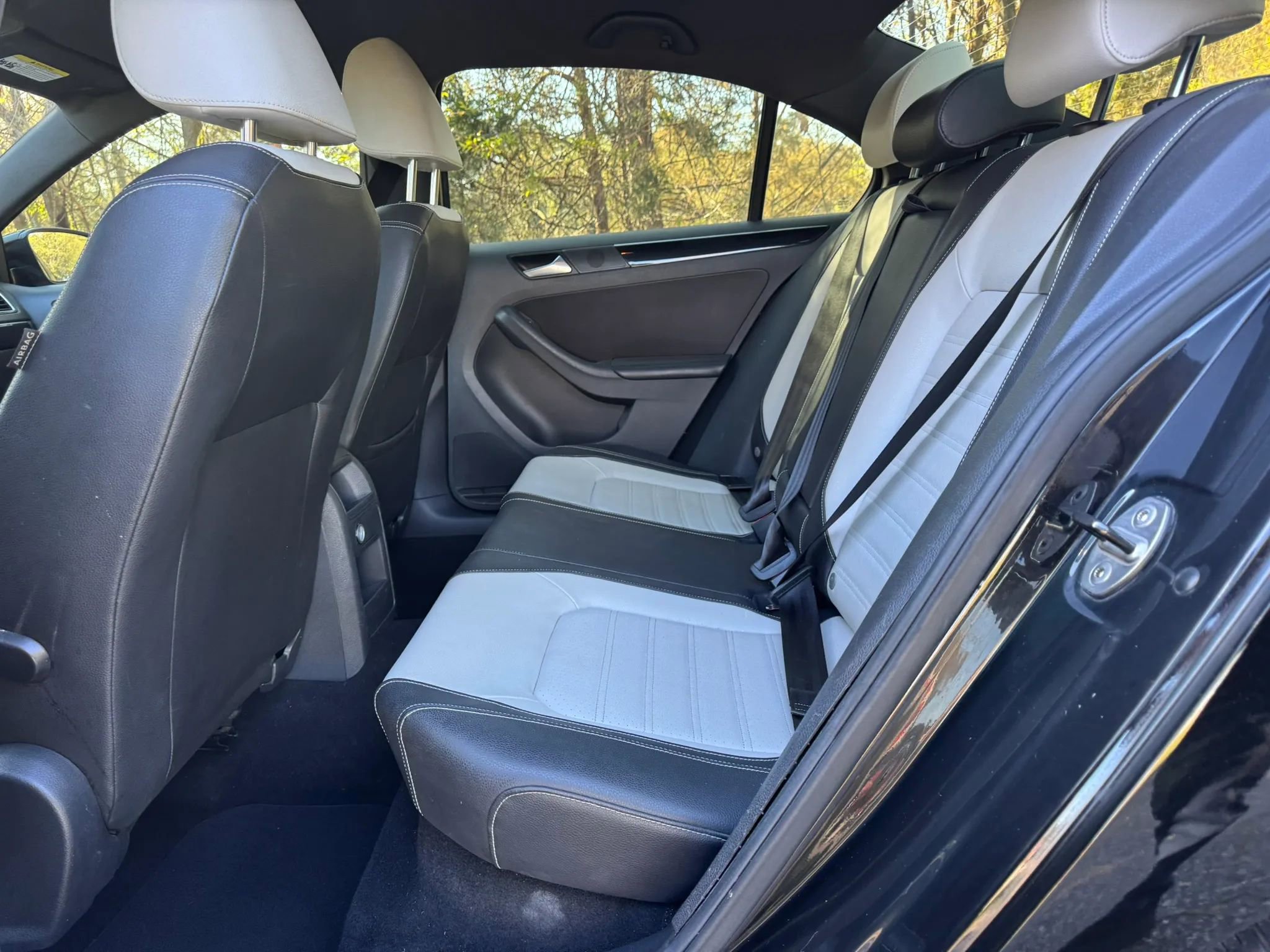 Used 2015 Volkswagen Jetta Sport image 11