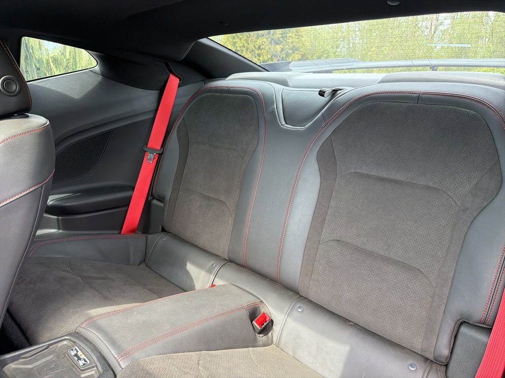 Used 2020 Chevrolet Camaro ZL1 RWD image 13