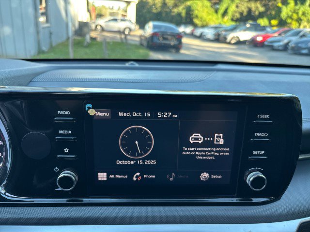 Used 2024 Kia K5 LXS image 19