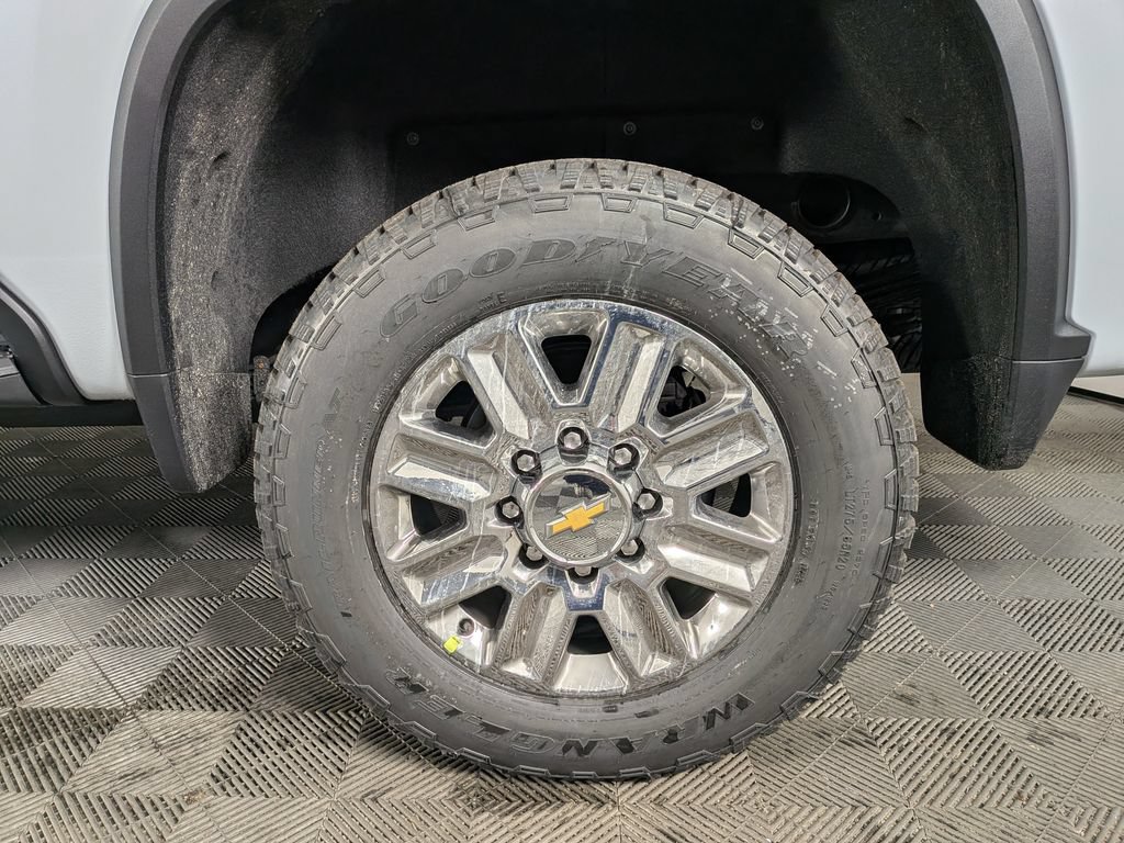 New 2026 Chevrolet Silverado 2500 High Country w/ High Country Premium Package AWD/4WD image 13